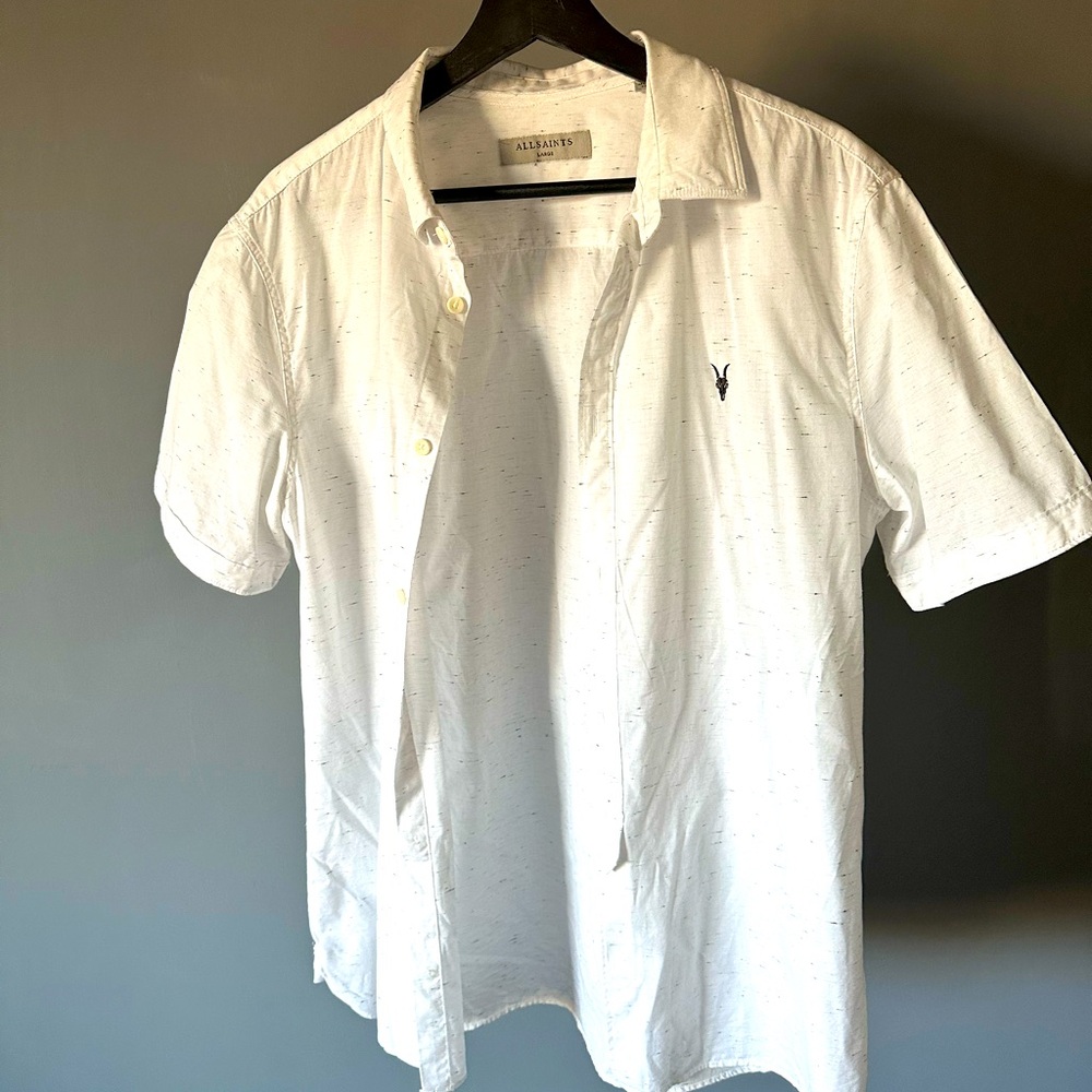 AllSaints Large short sleeve shirt. White.